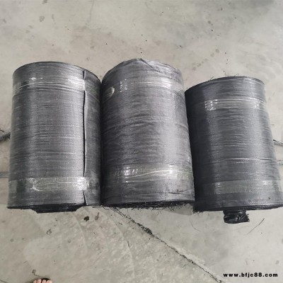 60cm防草布  80公分除草布農(nóng)業(yè)種植果園防草地布規(guī)格 宇潤(rùn)pp防草地布價(jià)格