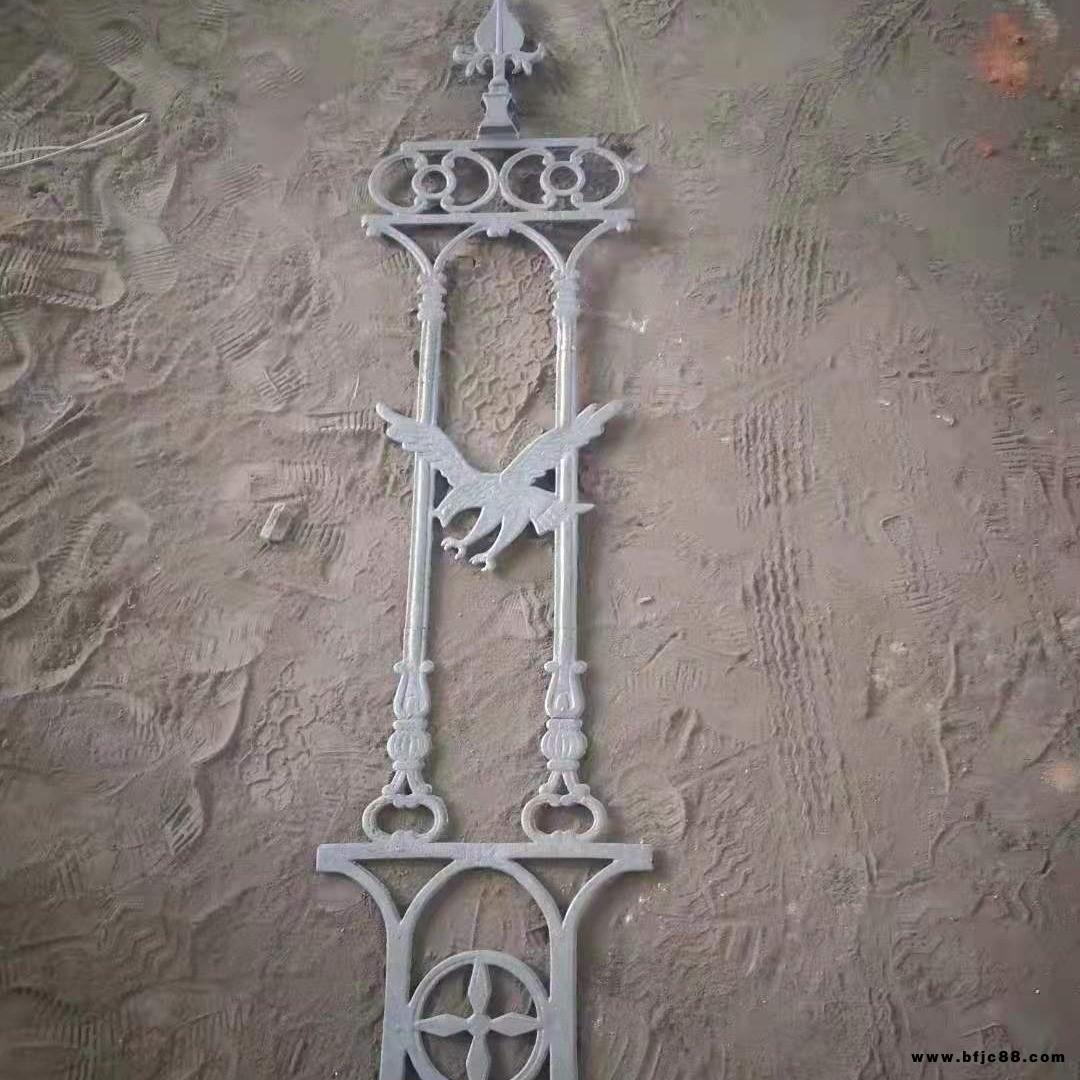 鐵藝護(hù)欄  小區(qū)鑄鐵圍欄  達(dá)豐鑄造工廠護(hù)欄 圍欄 格柵